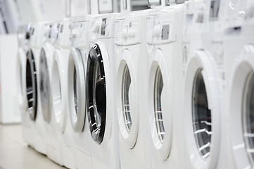 Image showing washing mashines in appliance store