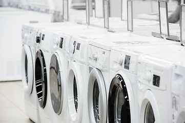 Image showing washing mashines in appliance store