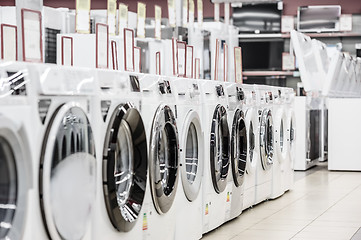 Image showing washing mashines in appliance store