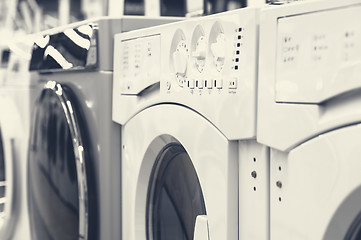 Image showing washing mashines in appliance store