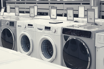 Image showing washing mashines in appliance store