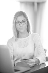 Image showing woman  shopping  Online