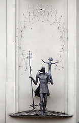 Image showing Metal statue on a house in Vilnius