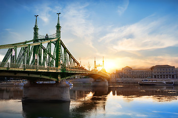 Image showing Bridge and university