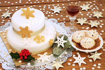 Image showing Christmas Cake and Mince Pies