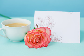 Image showing Love background with pink roses, flowers, gift on table