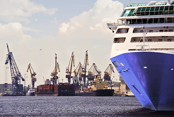 Image showing passenger ferry to the port