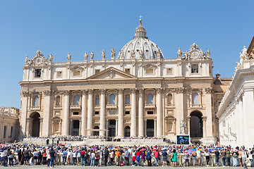 Image showing Pope Francis holds a General Audience on st. Peter\'s square filled with many pilgrims in Rome, Italy