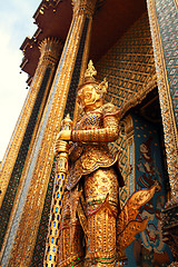 Image showing Statue of the golden guard