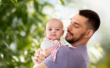 Image showing father with little baby daughter