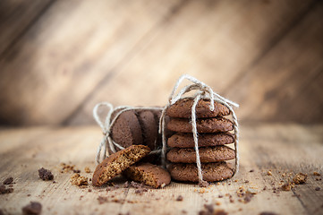 Image showing Various shortbread, oat cookies, chocolate chip biscuit.