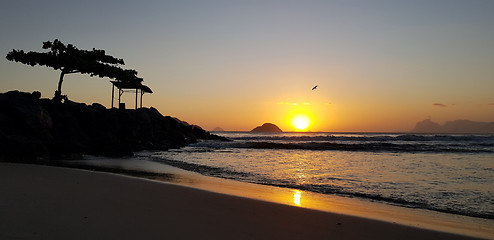 Image showing Itaipu beach on the sunset