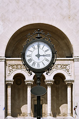 Image showing Street Clock in Timisoara