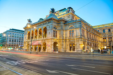 Image showing Vienna State Opera at night