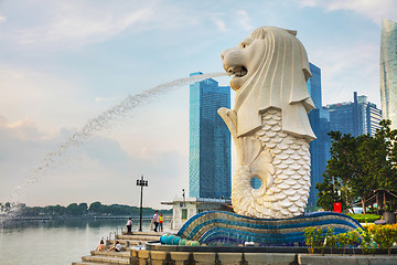 Image showing Overview of the marina bay with the Merlion