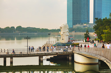 Image showing Overview of the marina bay with the Merlion