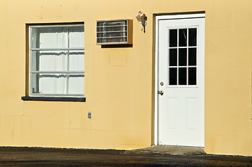 Image showing abandoned generic roadside office in florida