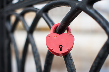 Image showing Heart shaped love padlock