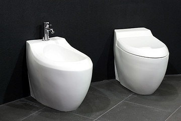 Image showing Bidet and toilet 2