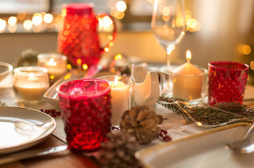 Image showing table served for christmas dinner at home