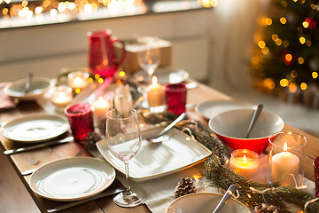 Image showing table served for christmas dinner at home