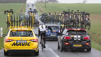 Image showing Teamwork - Paris-Nice 2017