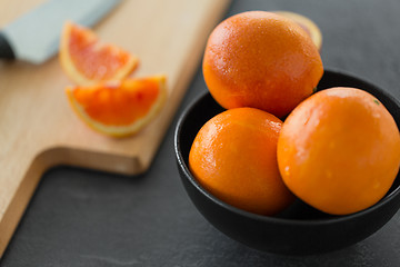 Image showing close up of fresh oranges in bowl