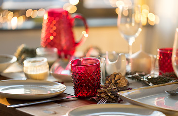 Image showing table served for christmas dinner at home