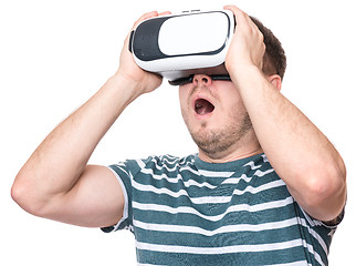 Image showing Man in virtual reality glasses