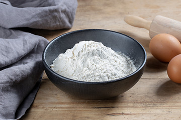 Image showing bowl of flour