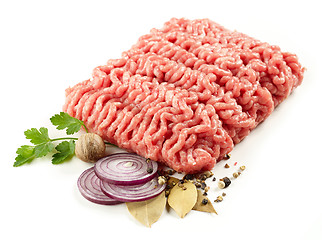 Image showing raw minced meat and spices