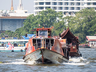 Image showing Ferry traffic on the Chao Praya River in Bangkok