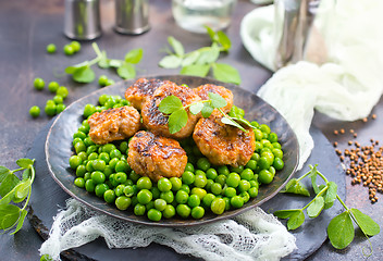 Image showing green peas with cutlets