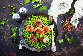 Image showing green peas with cutlets