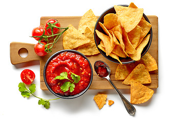 Image showing corn chips nachos and salsa sauce