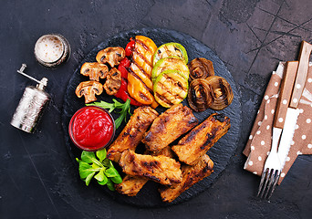 Image showing grilled vegetables and ribs