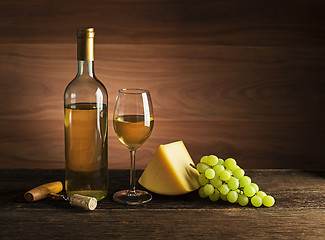 Image showing White wine