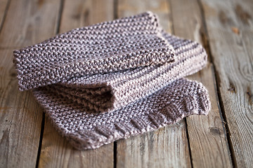 Image showing Brown knitted wooden scarf