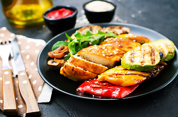 Image showing chicken meat with grilled vegetables