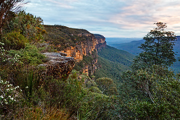 Image showing Wentworth Falls cliff views