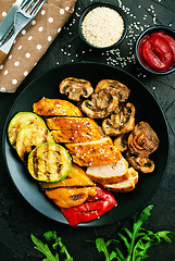 Image showing chicken meat with grilled vegetables