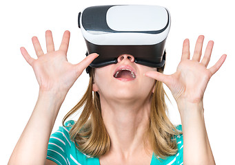 Image showing Woman in virtual reality glasses