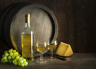 Image showing White wine