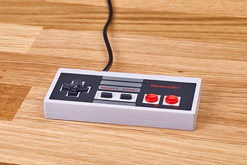 Image showing Nintengo NES controller