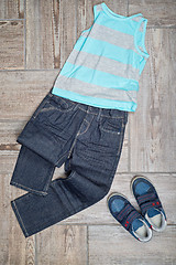 Image showing Boy\'s clothing on the floor