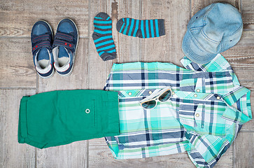 Image showing Flat lay picture of boy\'s casual outfit.