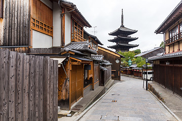 Image showing Yasaka Pagoda