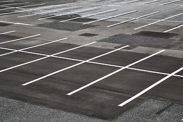 Image showing Empty parking places