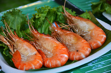 Image showing Jumbo shrimps prawn in Thai street food market