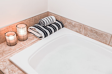 Image showing Bathroom with cozy lanterns